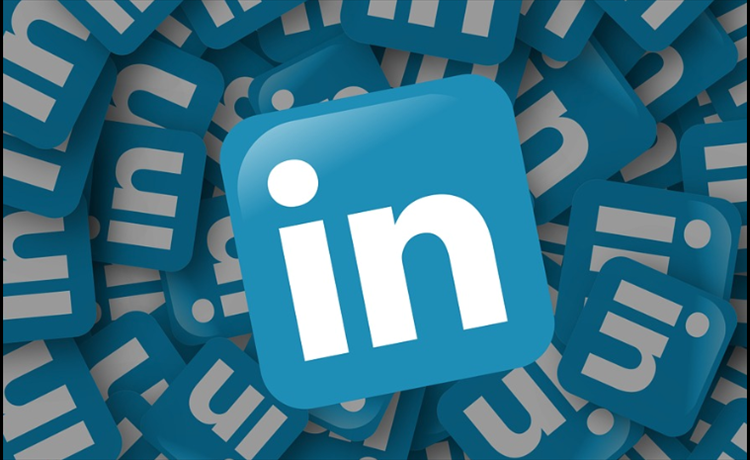 LinkedIn launches its first live video streaming service.